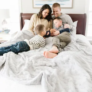 Dove Extra Large Weighted Blanket