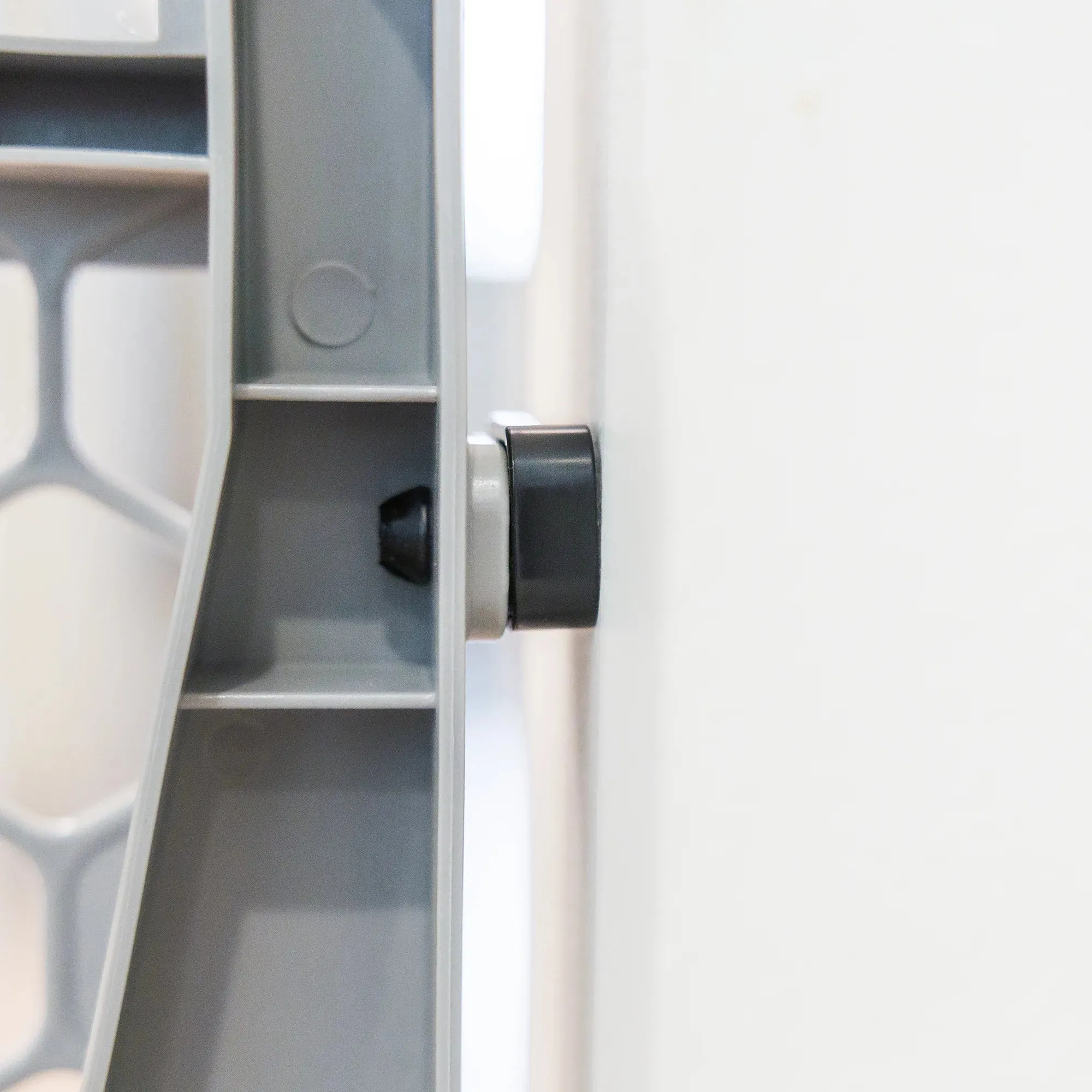 Plastic Expandable Pet Gate